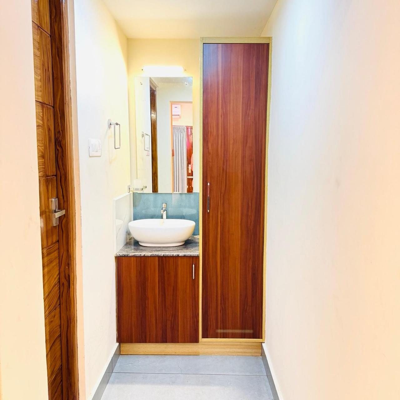 Krishnakripa Premium Residency Ξενοδοχείο Kochi Εξωτερικό φωτογραφία
